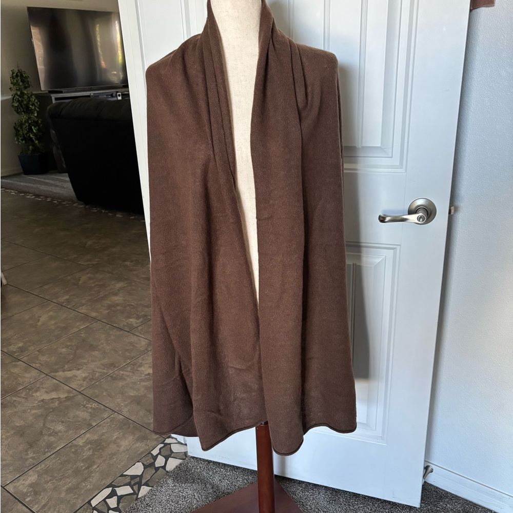 NWOT. J Crew 💯 cashmere wrap